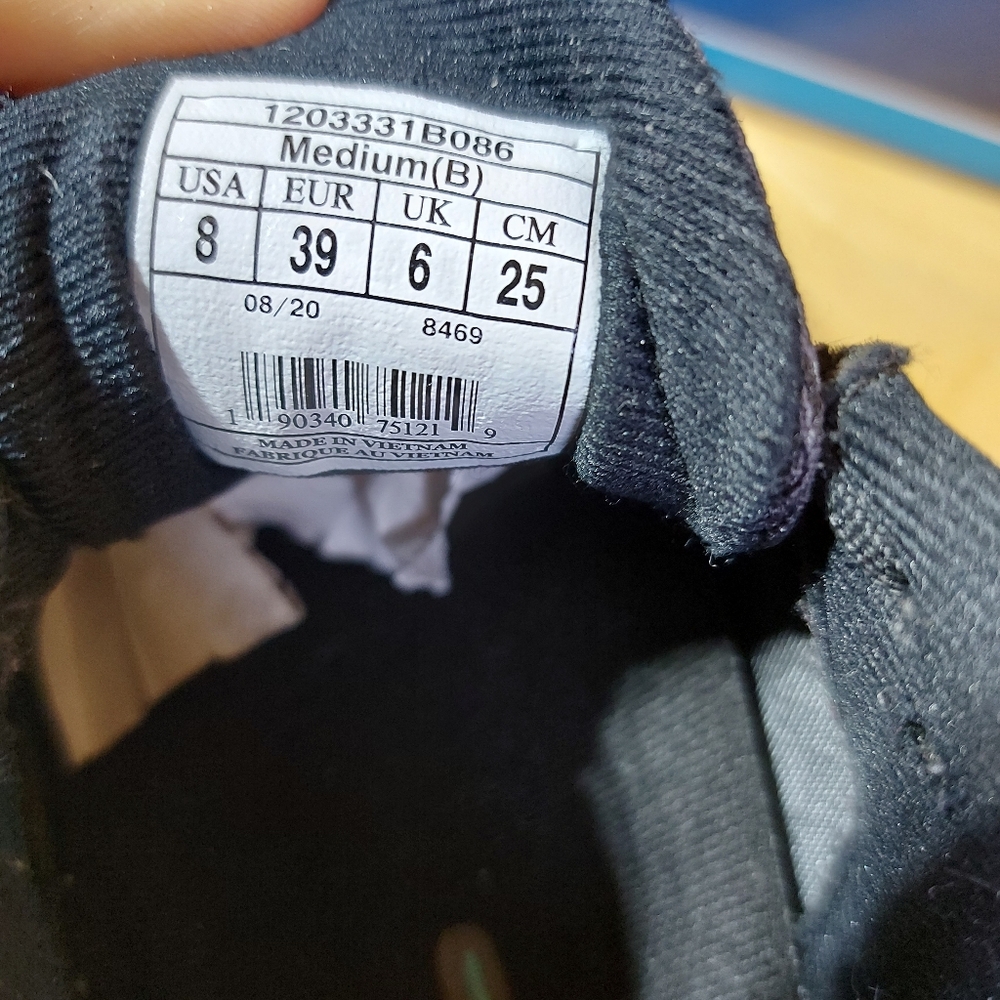 Brooks Women's Athletic Shoes - Black and Teal - Picture 13 of 15
